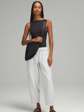 lululemon Women's Gray Loungeful Barrel-Leg High-Rise Cropped Pant